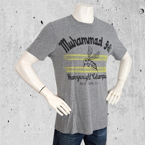 Roots Of Fight T Shirt Size Medium Tee Muhammad Ali Under Armour - Picture 2 of 6